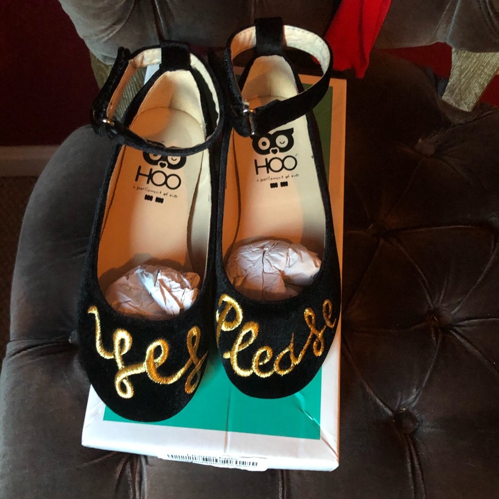 NWT Adorable Hoo Velvet Yes Please Flats Shoes 11.5